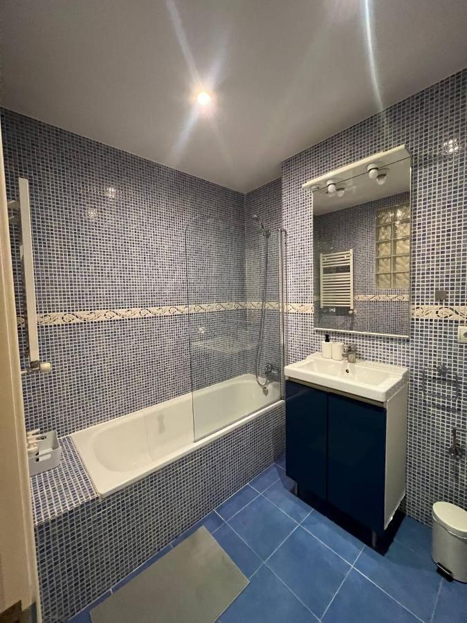 Apartamento En El Corazon De Madrid Apartment ภายนอก รูปภาพ